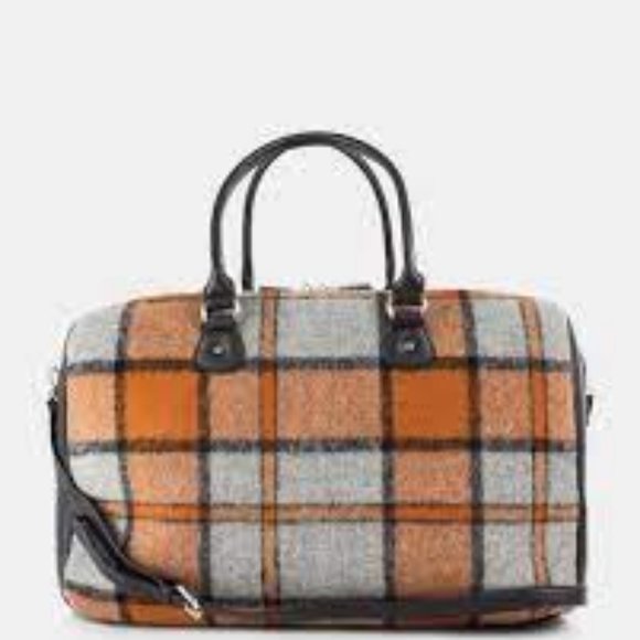 NWOT Plaid Weekender Bag - Picture 2 of 2